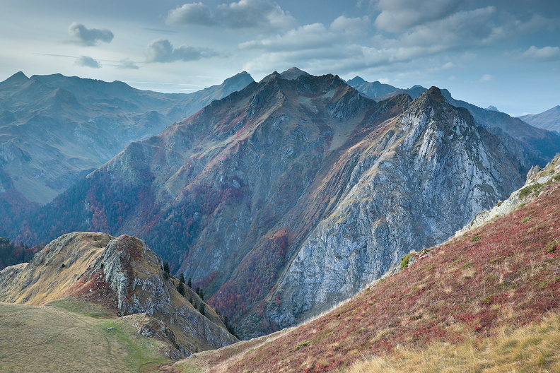 Paysage-Pyrenees-Ossau-Pic-Biscaou-Depuis-Lavigne-2019-10-30-(2).jpg